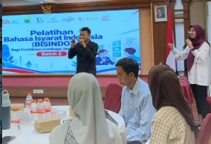 BPR Kerta Raharja Gelar Pelatihan BISINDO, Perkuat Layanan Perbankan Inklusif
